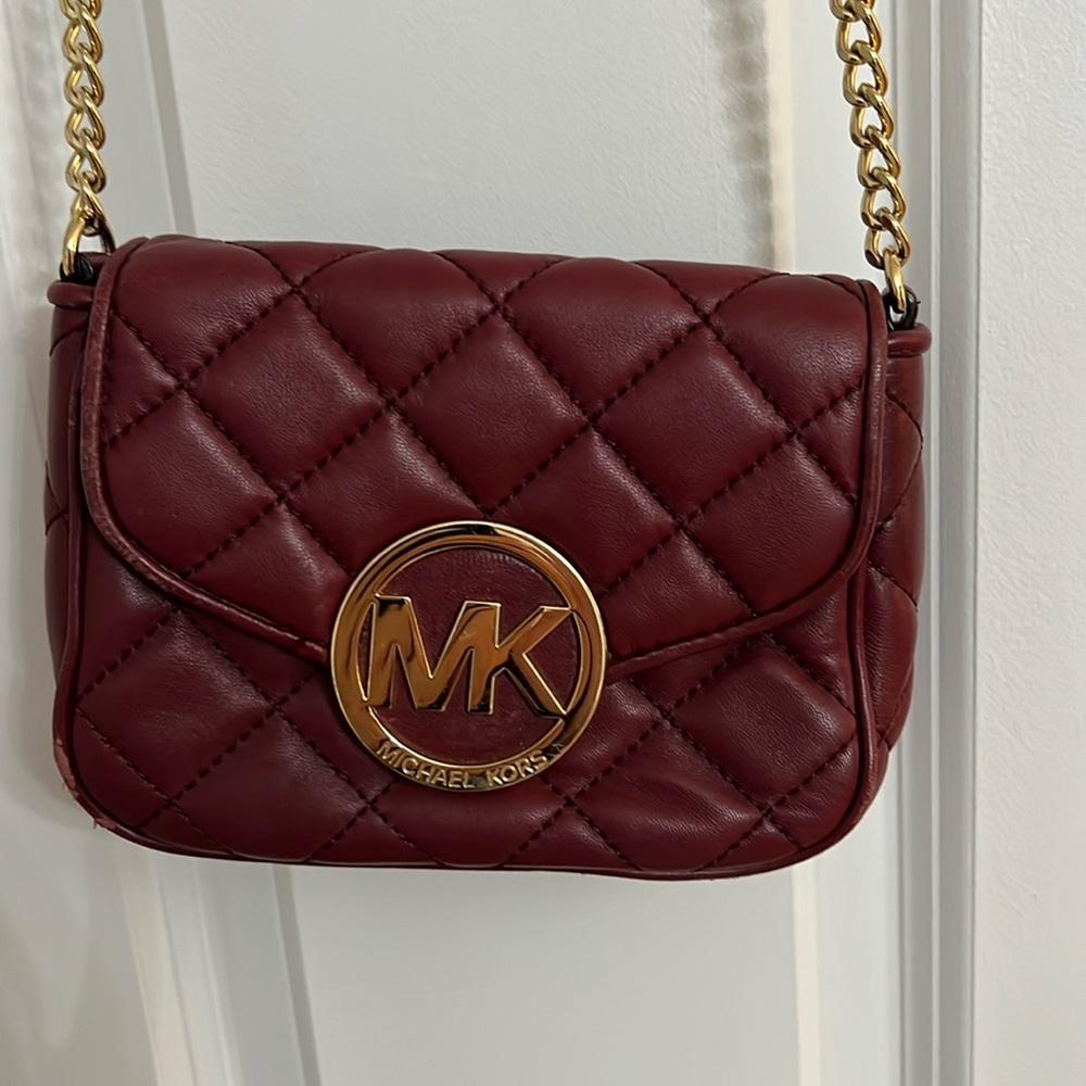 Michael Kors Red Leather crossbody bag adjustable leather & gold chain strap